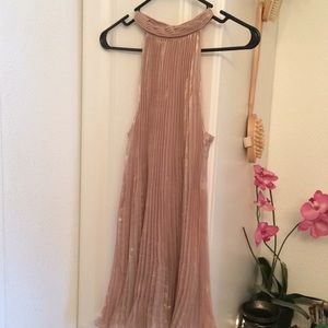 High neck bronze tank